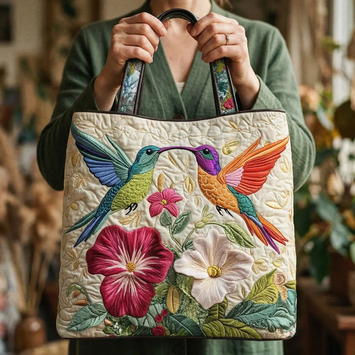 Quiltad väska - Kolibri och vita blommor